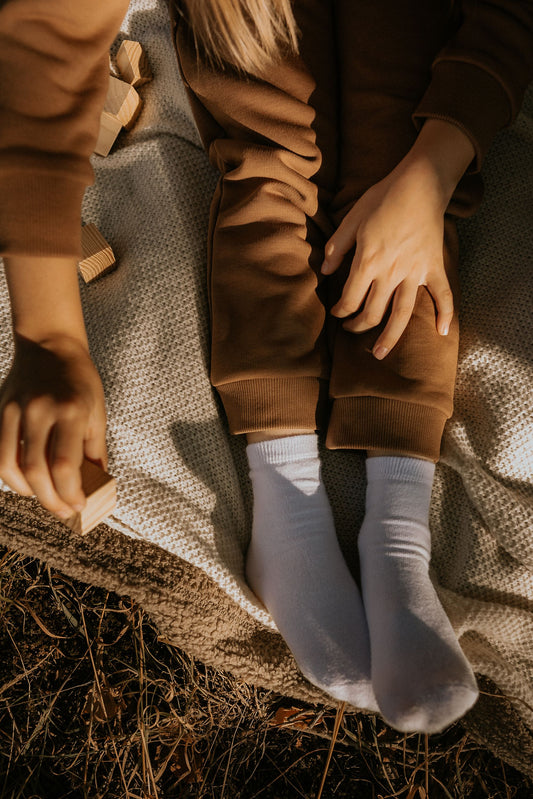 Spodnie dresowe dziecięce gładkie brązowe | Habi Kids