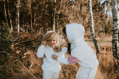 Bluza dresowa dziewczęca z kapturem Cherry Girl | Habi Kids