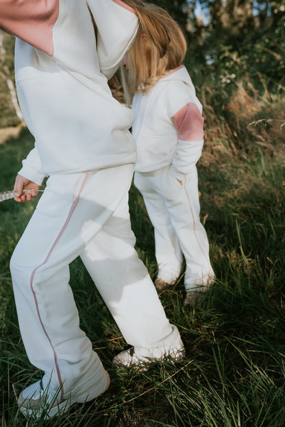 Spodnie dresowe dziecięce Cherry Girl | Habi Kids