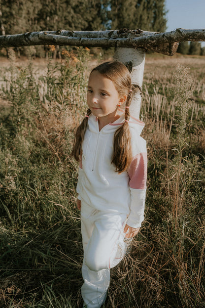 Bluza dresowa dziewczęca z kapturem Cherry Girl | Habi Kids