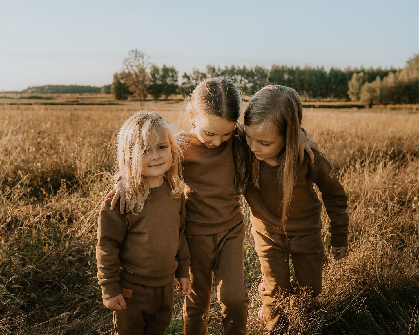 Komplet dresowy dziecięcy gładki brązowy| Habi Kids