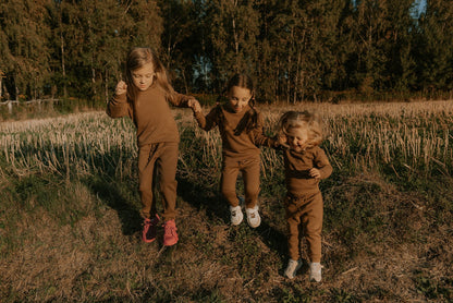 Spodnie dresowe dziecięce gładkie brązowe | Habi Kids